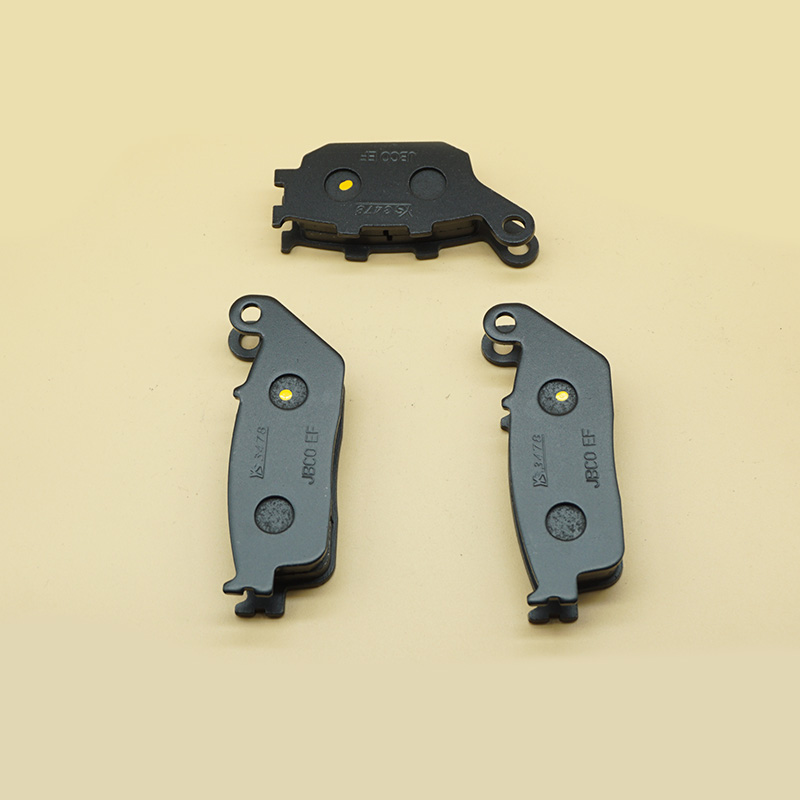 Analyste de plaquettes de frei - Brake Pad Set avis et prix